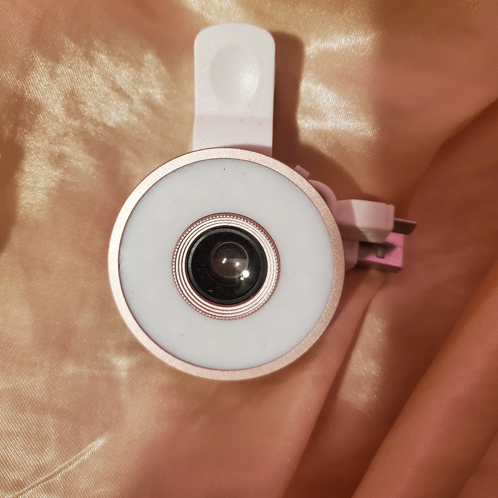 Magnifying Selfie Light